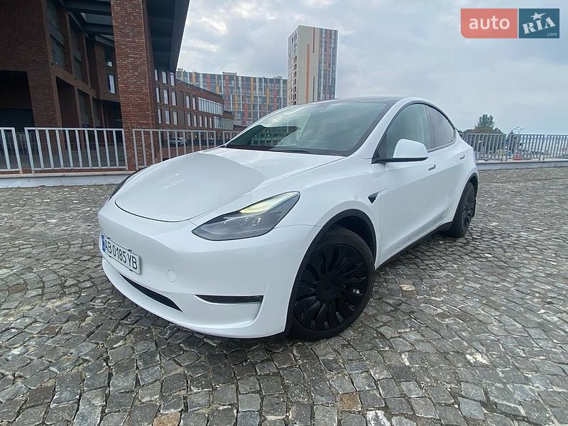 Внедорожник / Кроссовер Tesla Model Y 2021 в Днепре