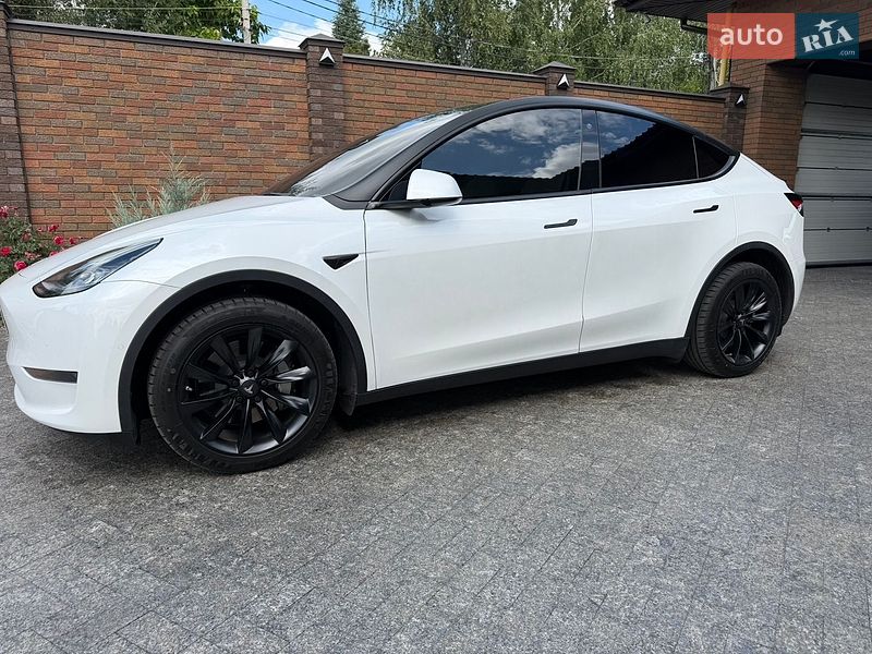 Внедорожник / Кроссовер Tesla Model Y 2022 в Харькове