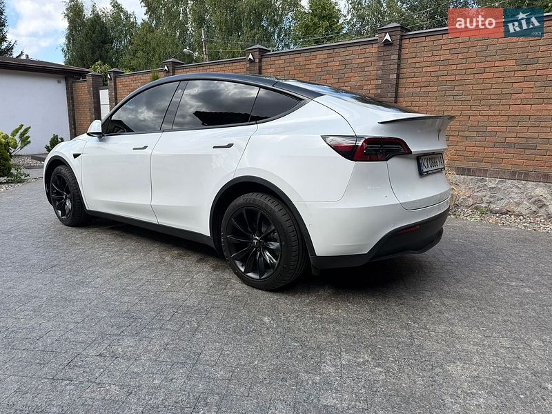 Внедорожник / Кроссовер Tesla Model Y 2022 в Харькове
