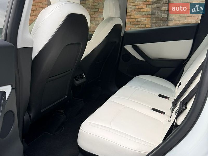 Внедорожник / Кроссовер Tesla Model Y 2022 в Харькове