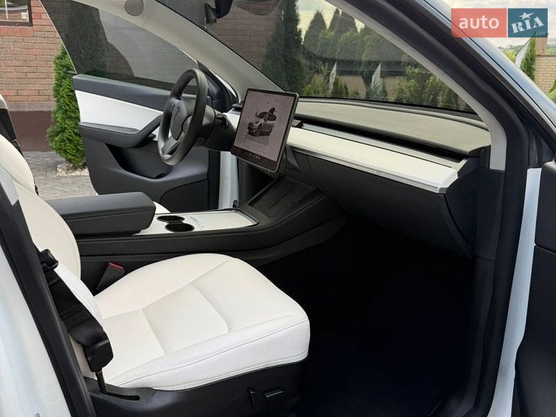 Внедорожник / Кроссовер Tesla Model Y 2022 в Харькове