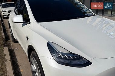 Внедорожник / Кроссовер Tesla Model Y 2021 в Ивано-Франковске