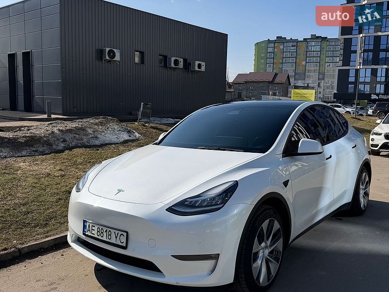 Внедорожник / Кроссовер Tesla Model Y 2021 в Ивано-Франковске