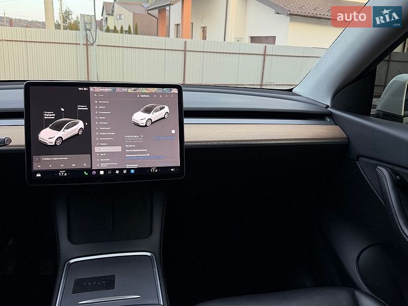 Внедорожник / Кроссовер Tesla Model Y 2021 в Ивано-Франковске