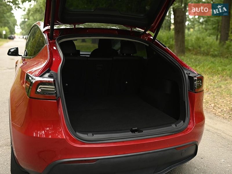 Внедорожник / Кроссовер Tesla Model Y 2021 в Белой Церкви