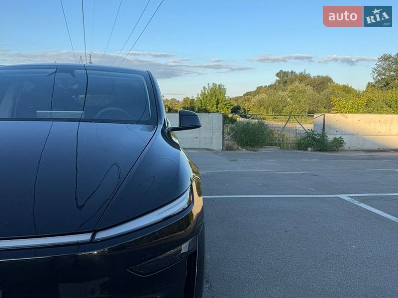 Внедорожник / Кроссовер Tesla Model Y 2025 в Ирпене