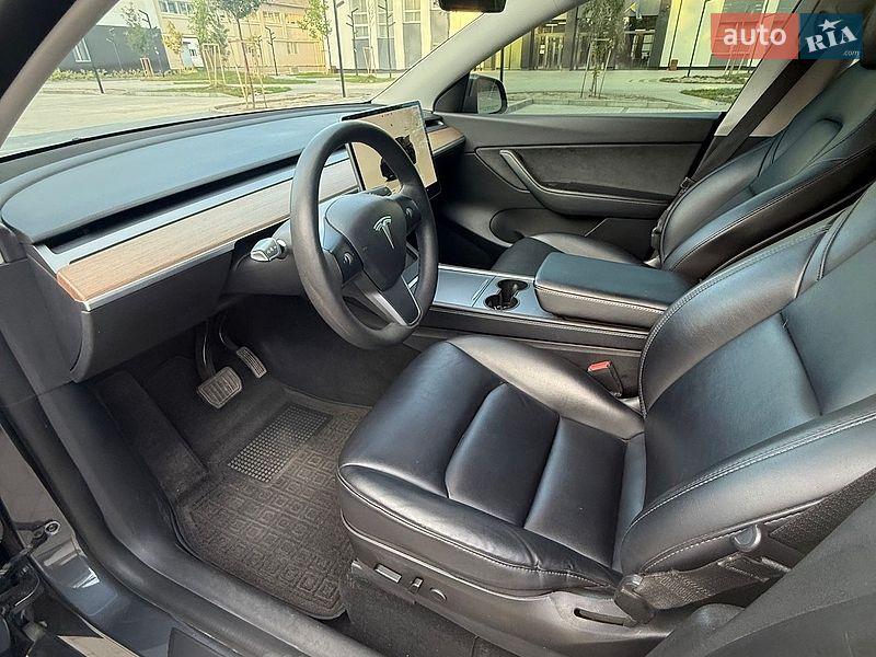 Позашляховик / Кросовер Tesla Model Y 2022 в Луцьку