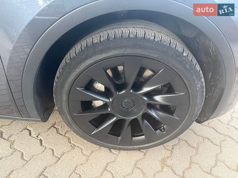 Внедорожник / Кроссовер Tesla Model Y 2022 в Луцке