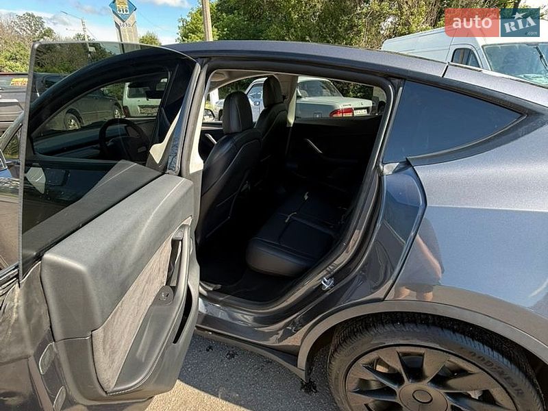 Позашляховик / Кросовер Tesla Model Y 2022 в Харкові