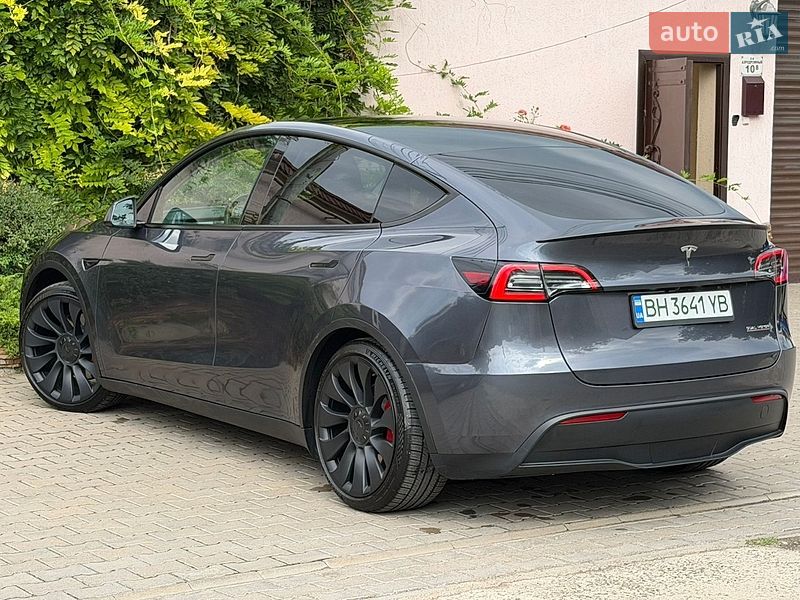 Позашляховик / Кросовер Tesla Model Y 2023 в Одесі