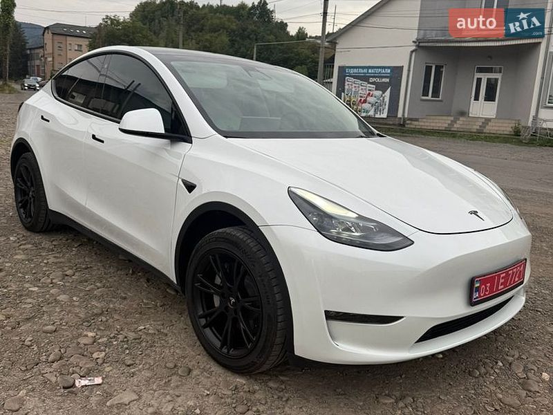 Tesla Model Y 2022 Tesla Model Y 2022