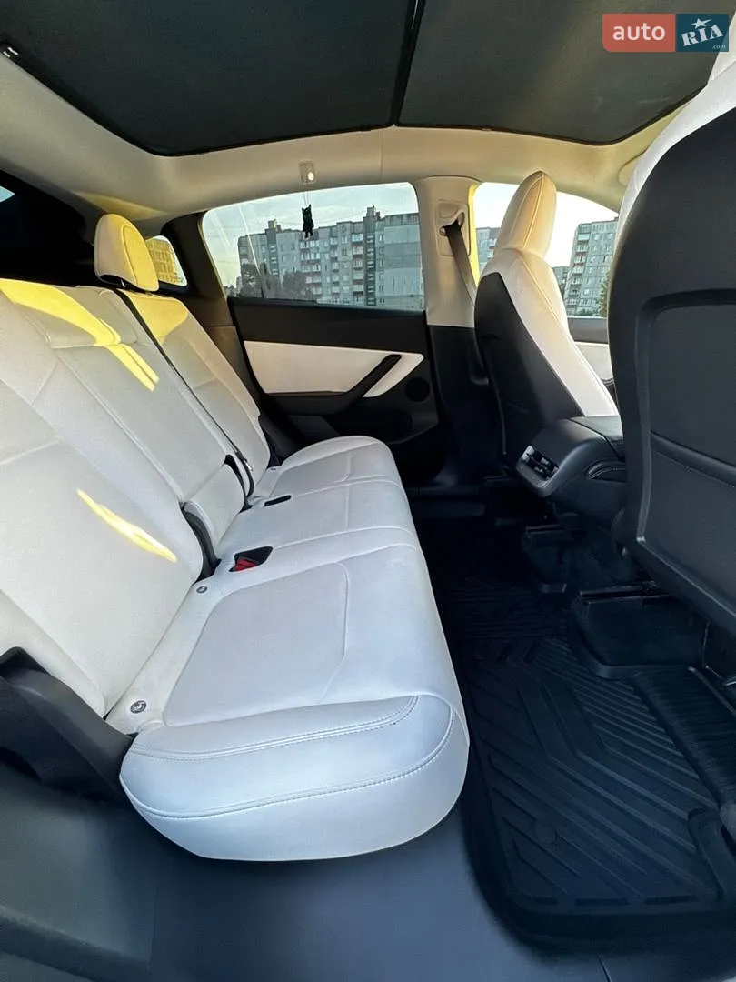 2022 Tesla Model Y - мініатюра 15