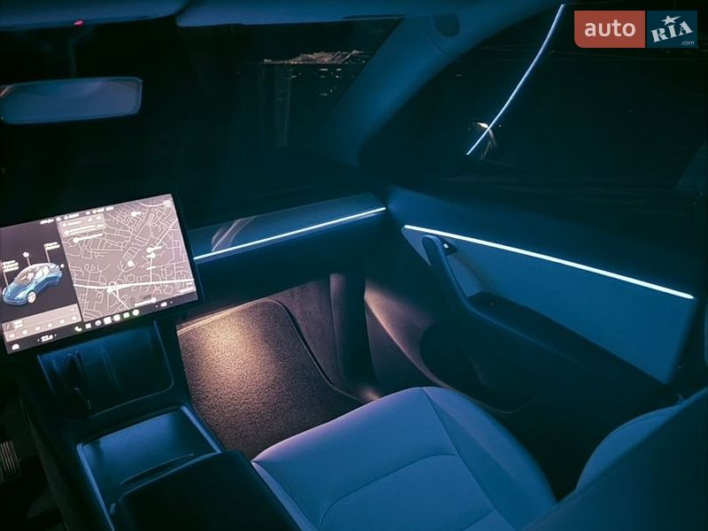 Внедорожник / Кроссовер Tesla Model Y 2021 в Одессе