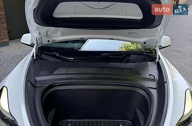 Позашляховик / Кросовер Tesla Model Y 2022 в Хмельницькому