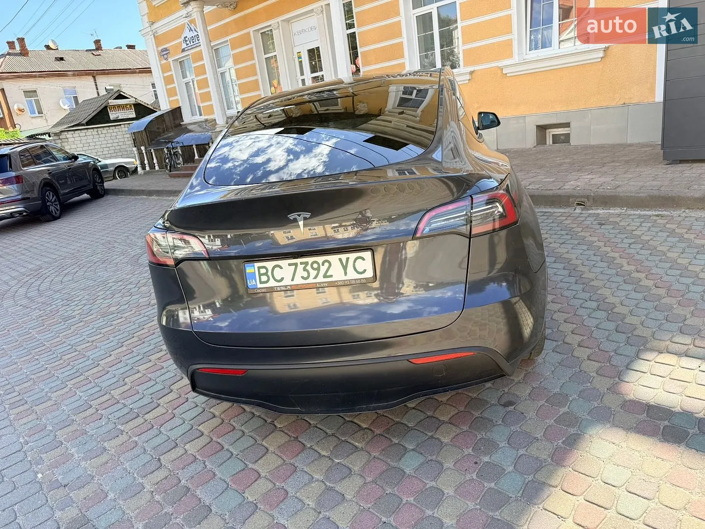 2024 Tesla Model Y - мініатюра 9