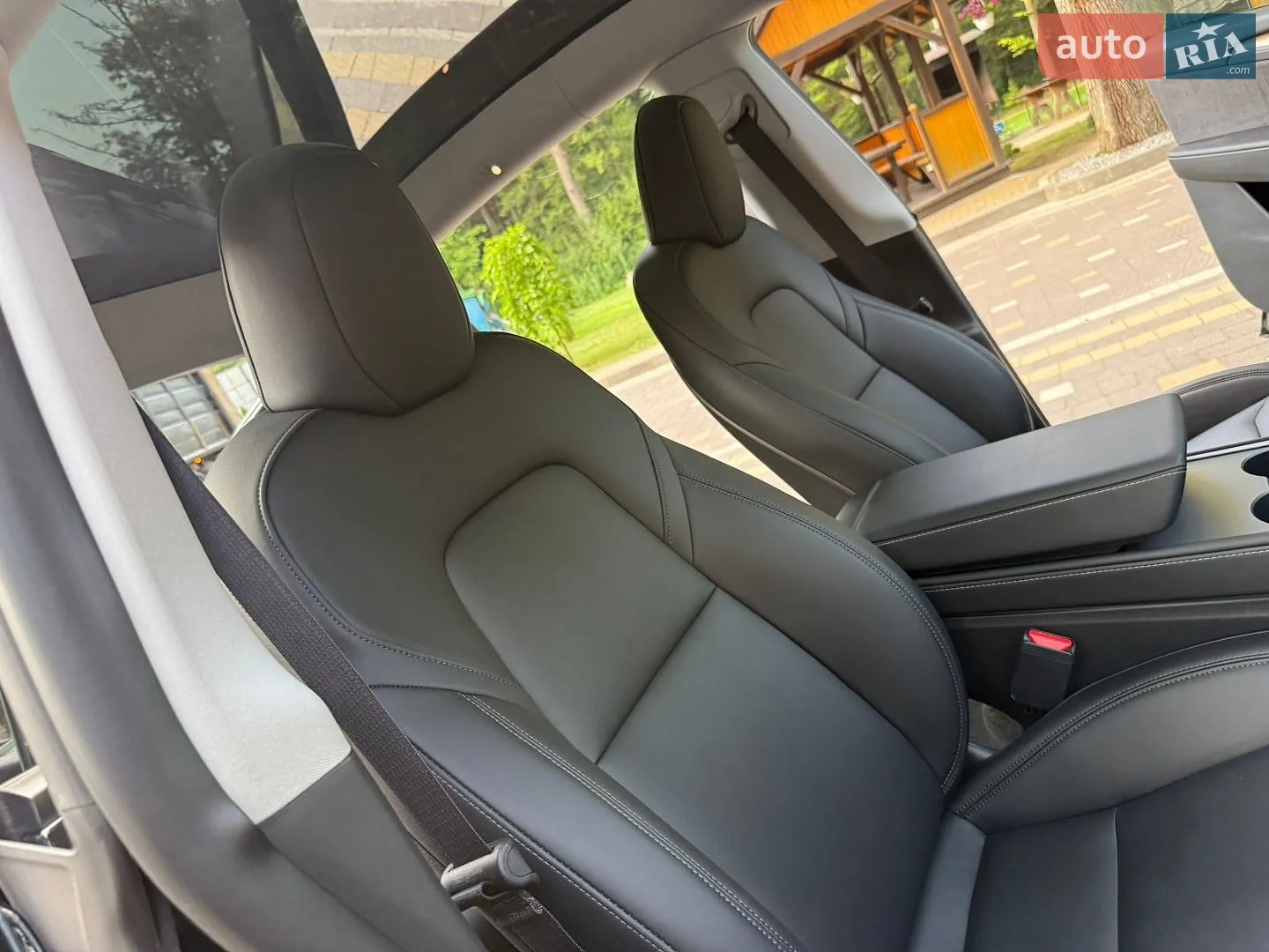 2024 Tesla Model Y - мініатюра 83