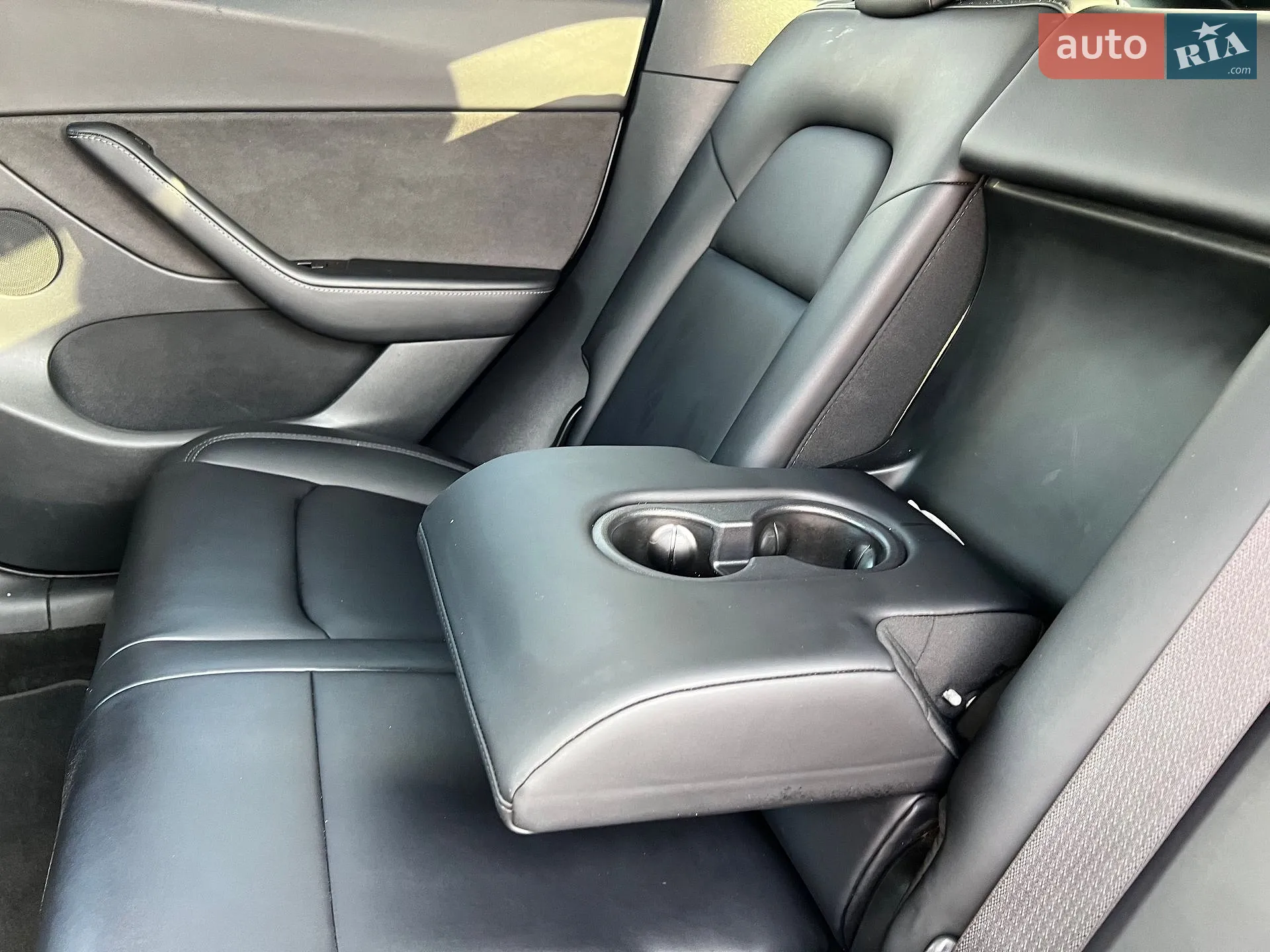 2021 Tesla Model Y - мініатюра 38