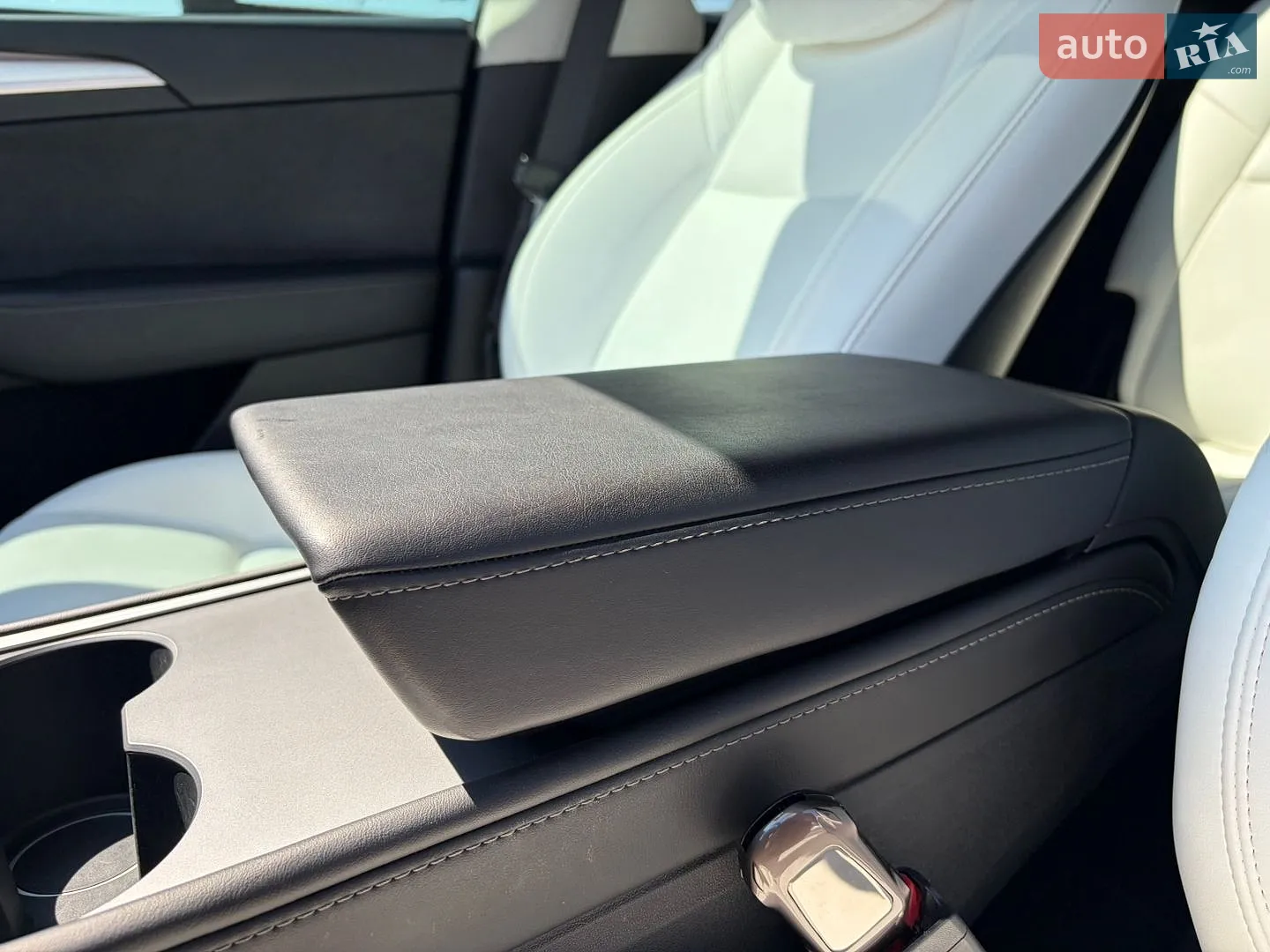2023 Tesla Model Y - мініатюра 13