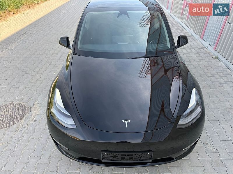 Внедорожник / Кроссовер Tesla Model Y 2024 в Львове