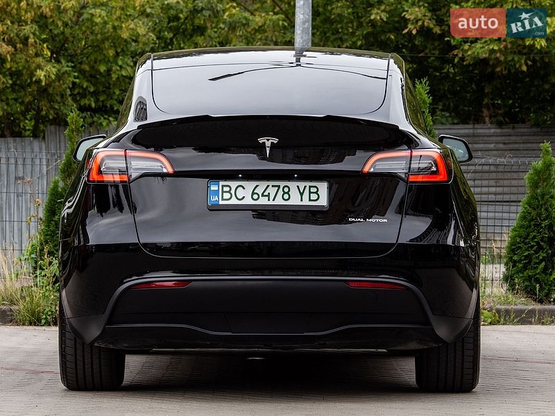 Позашляховик / Кросовер Tesla Model Y 2024 в Львові