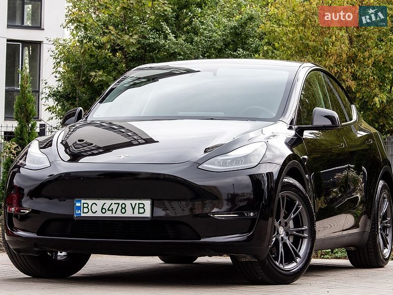 Позашляховик / Кросовер Tesla Model Y 2024 в Львові