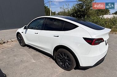 Внедорожник / Кроссовер Tesla Model Y 2023 в Днепре