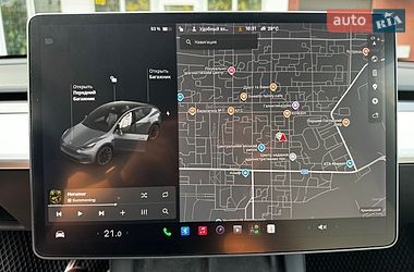 Внедорожник / Кроссовер Tesla Model Y 2021 в Кременчуге