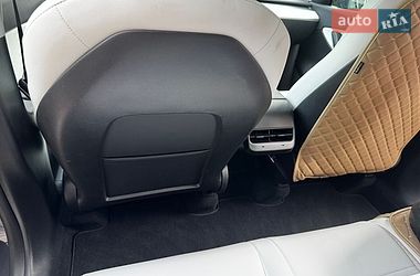 Внедорожник / Кроссовер Tesla Model Y 2021 в Кременчуге