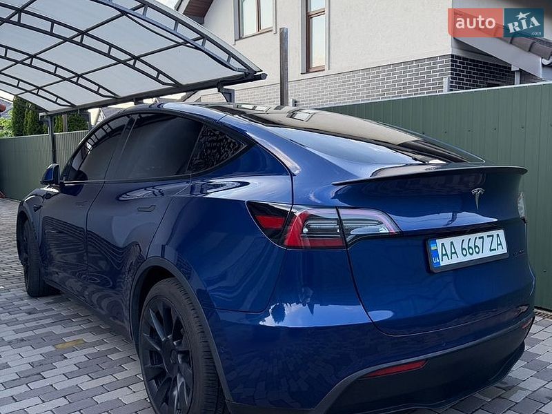 Позашляховик / Кросовер Tesla Model Y 2021 в Києві