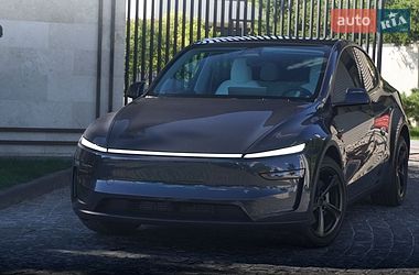 Позашляховик / Кросовер Tesla Model Y 2025 в Львові