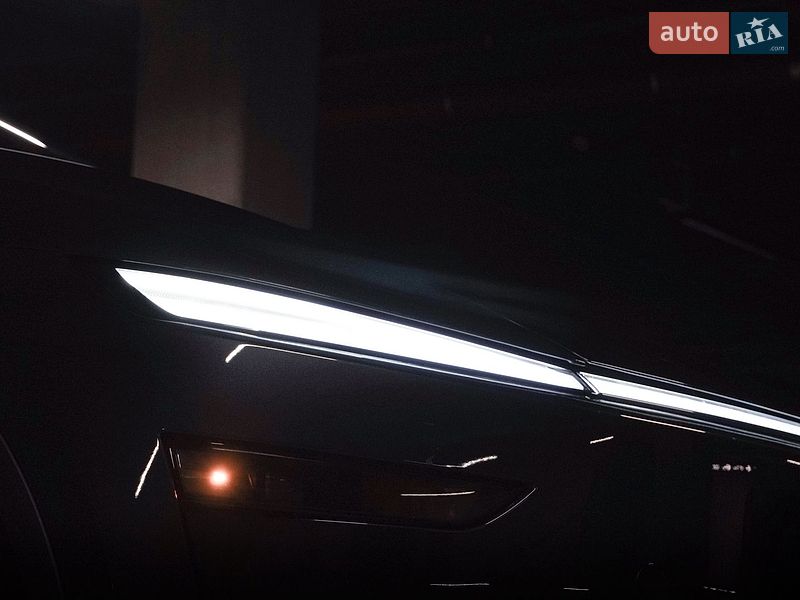 Позашляховик / Кросовер Tesla Model Y 2025 в Львові