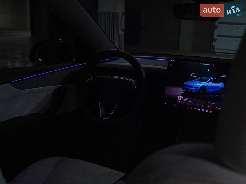 Позашляховик / Кросовер Tesla Model Y 2025 в Львові