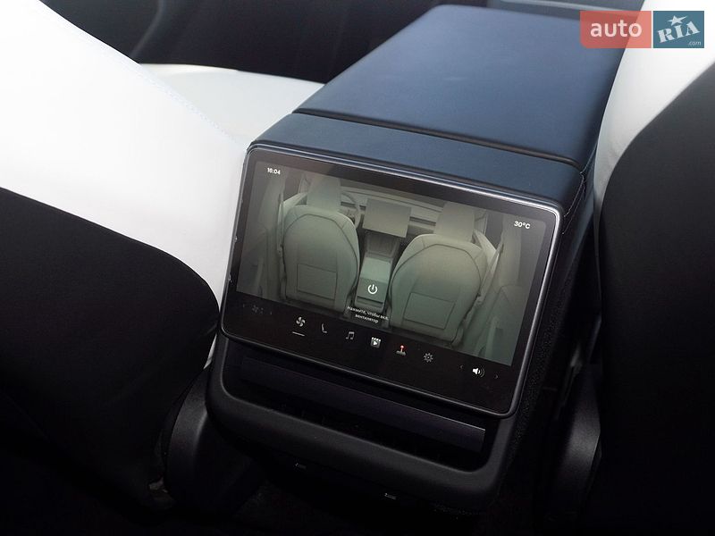 Позашляховик / Кросовер Tesla Model Y 2025 в Львові