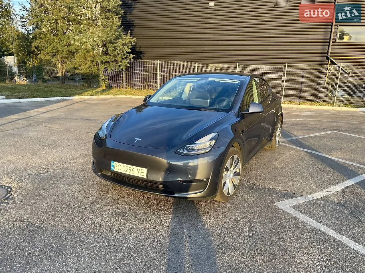 2021 Tesla Model Y - мініатюра 4