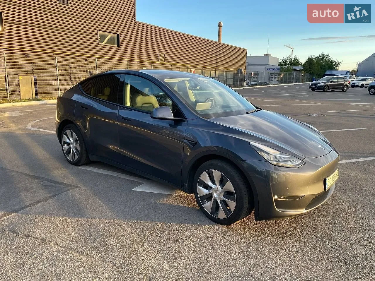 2021 Tesla Model Y - мініатюра 9
