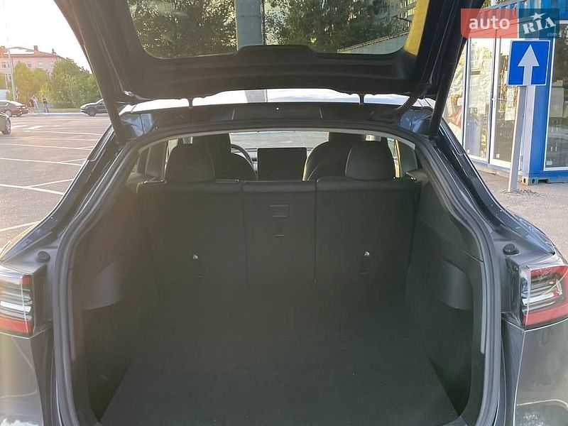Внедорожник / Кроссовер Tesla Model Y 2021 в Львове