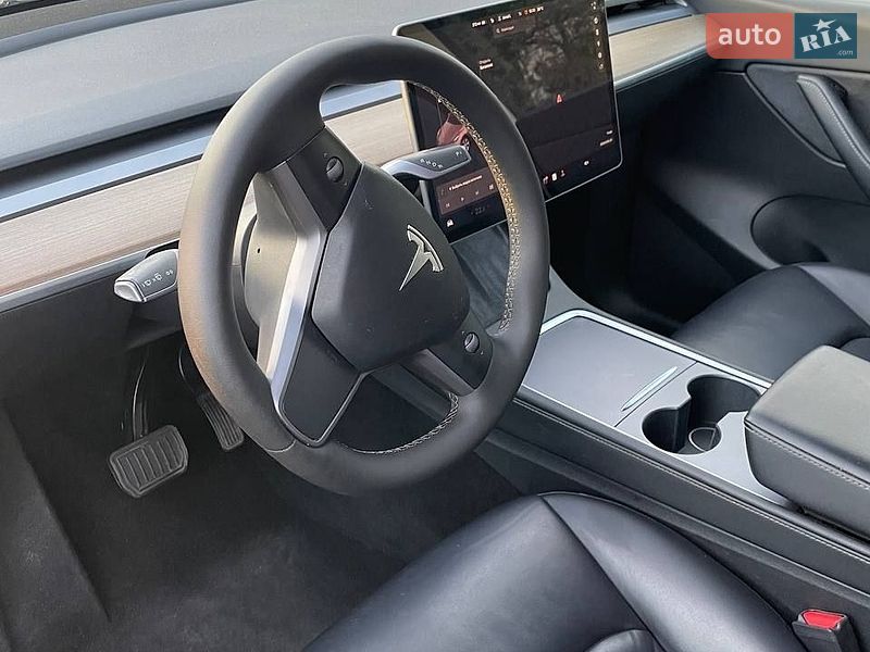 Внедорожник / Кроссовер Tesla Model Y 2021 в Львове
