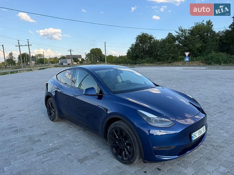 Внедорожник / Кроссовер Tesla Model Y 2023 в Золочеве