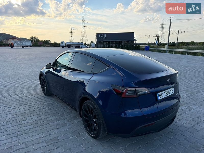 Внедорожник / Кроссовер Tesla Model Y 2023 в Золочеве