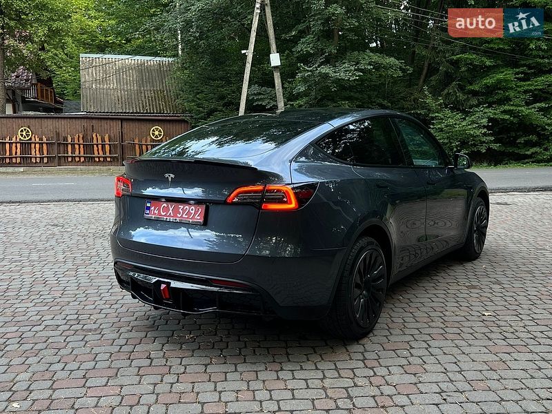 Внедорожник / Кроссовер Tesla Model Y 2023 в Дрогобыче фото 5 Внедорожник / Кроссовер Tesla Model Y 2023 в Дрогобыче