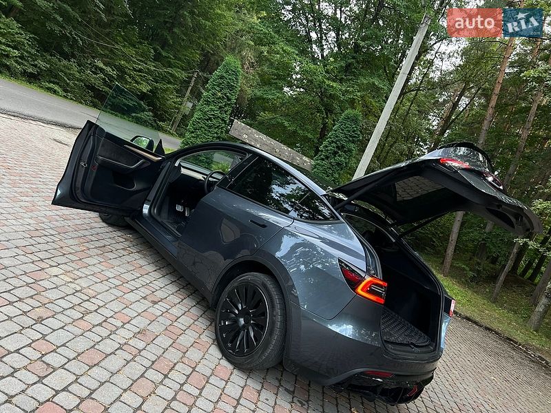 Внедорожник / Кроссовер Tesla Model Y 2023 в Дрогобыче фото 9 Внедорожник / Кроссовер Tesla Model Y 2023 в Дрогобыче
