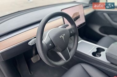 Позашляховик / Кросовер Tesla Model Y 2025 в Києві