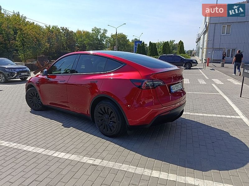 Позашляховик / Кросовер Tesla Model Y 2024 в Харкові