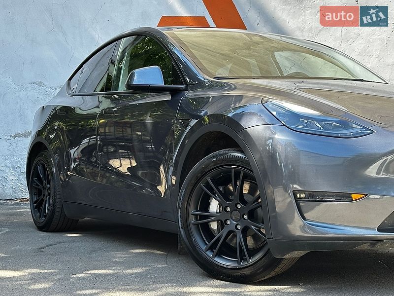 Внедорожник / Кроссовер Tesla Model Y 2023 в Одессе