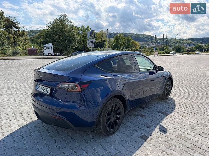 Внедорожник / Кроссовер Tesla Model Y 2023 в Золочеве