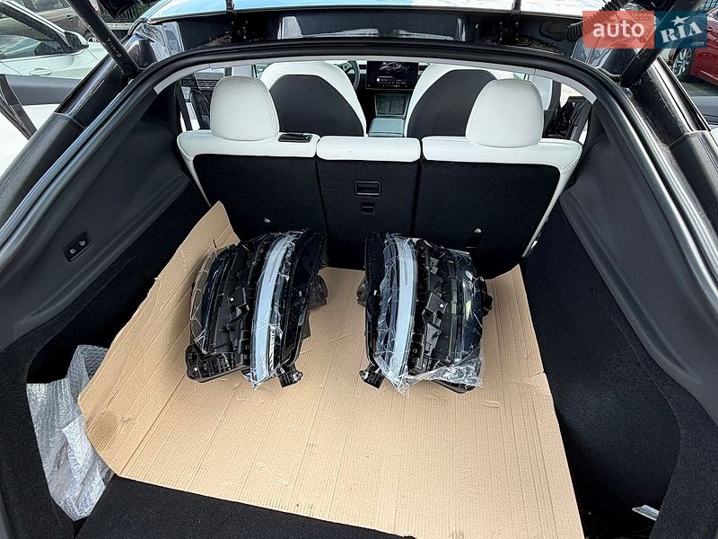 Позашляховик / Кросовер Tesla Model Y 2026 в Рівному фото 10 Позашляховик / Кросовер Tesla Model Y 2026 в Рівному