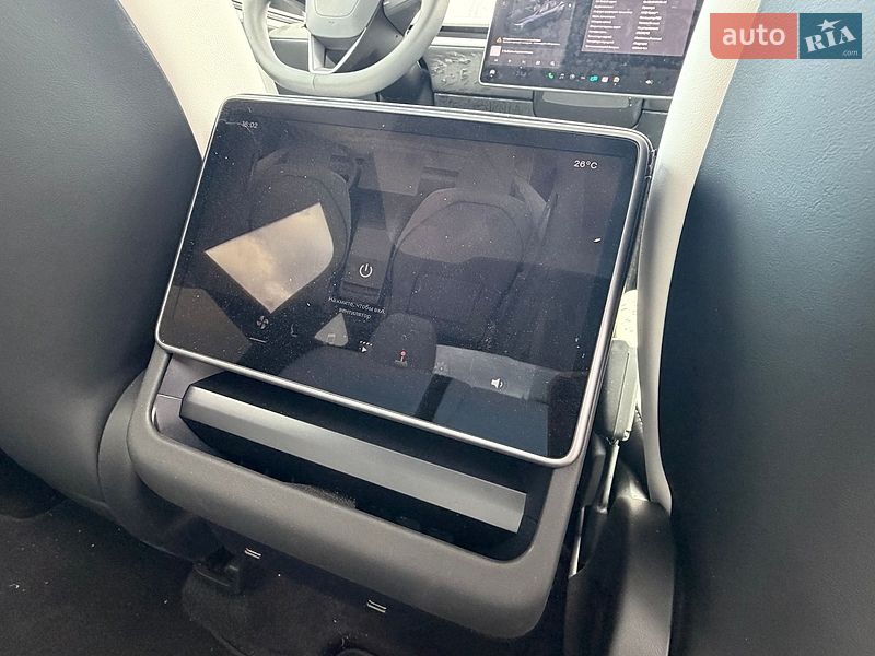 Позашляховик / Кросовер Tesla Model Y 2026 в Рівному фото 19 Позашляховик / Кросовер Tesla Model Y 2026 в Рівному