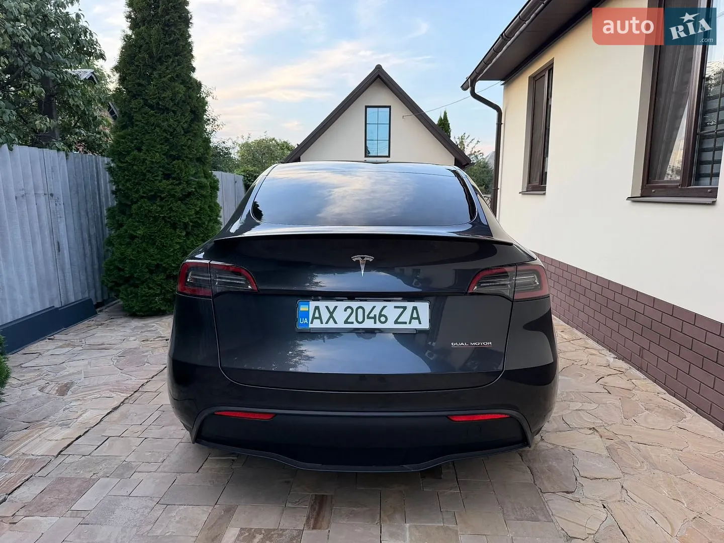 2024 Tesla Model Y - мініатюра 6
