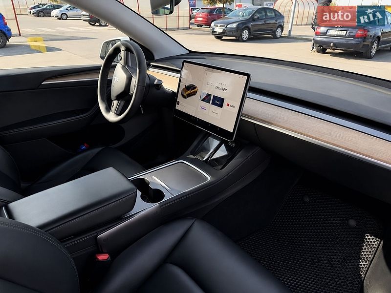 Позашляховик / Кросовер Tesla Model Y 2021 в Вінниці