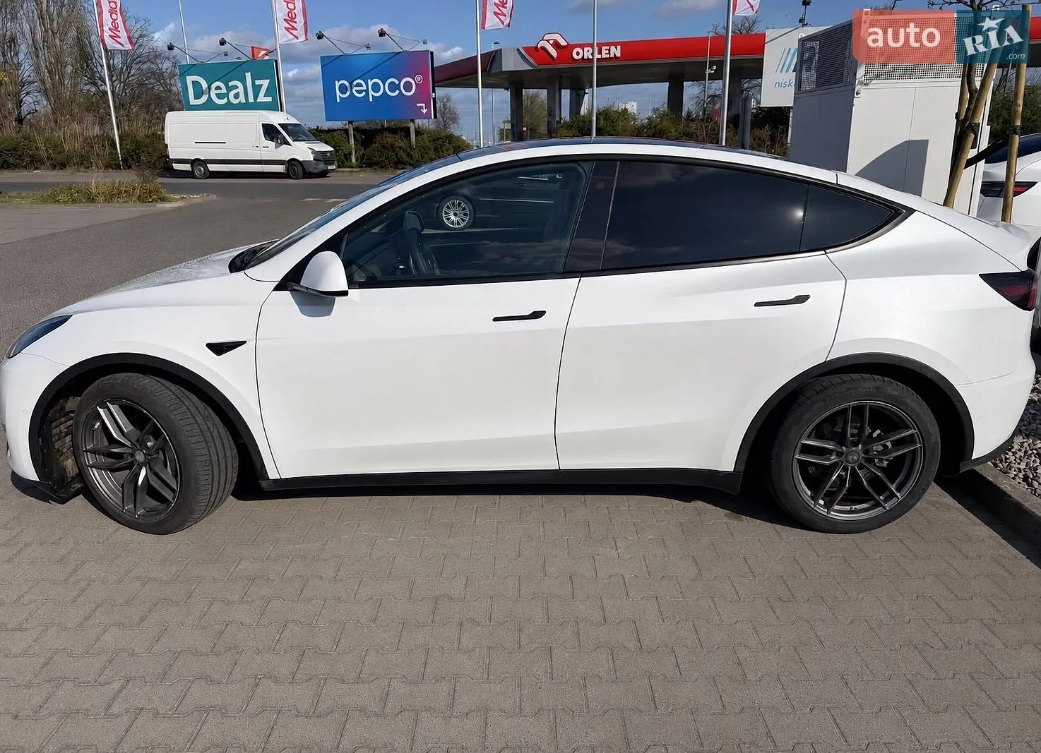 2021 Tesla Model Y - мініатюра 4
